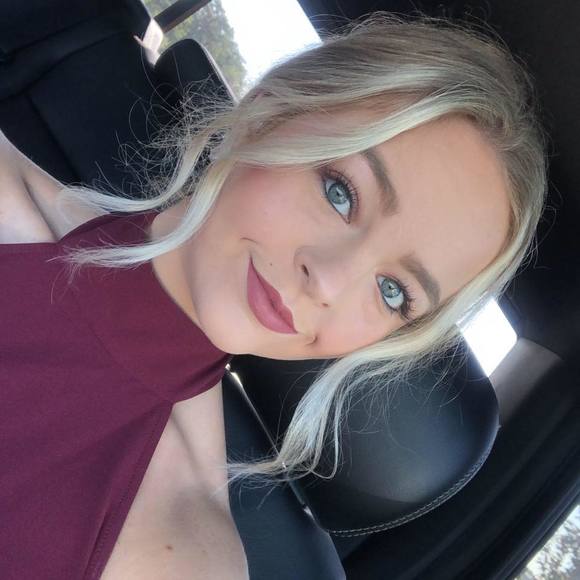 chloebow